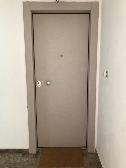 Kyparissia Cozy Flat - 5Mins Walking From Beach Apartamento Exterior foto
